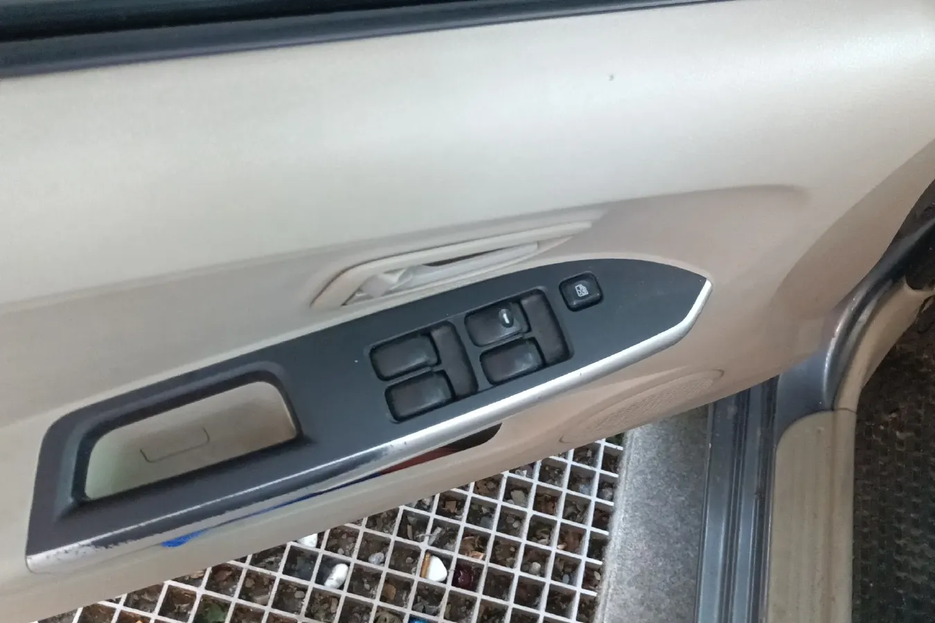 2014 Soueast V3 1.5L 120HP L4 5MT,autocango,china used car exporter,china ev exporter,chinese used car exporter,chinese used ev exporter