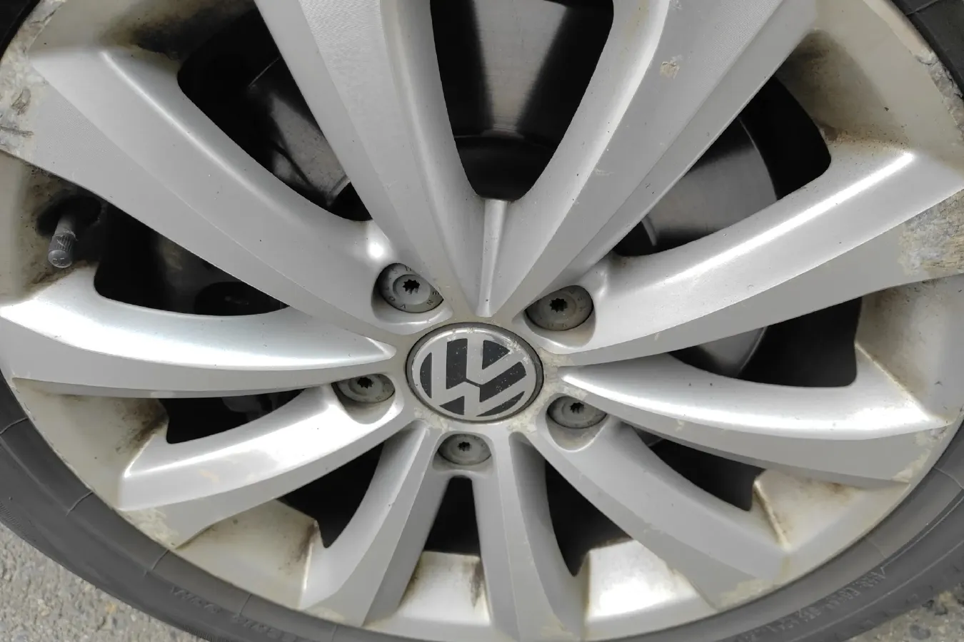 2013 Volkswagen Magotan 1.8T 160HP L4 7DCT,autocango,china used car exporter,china ev exporter,chinese used car exporter,chinese used ev exporter