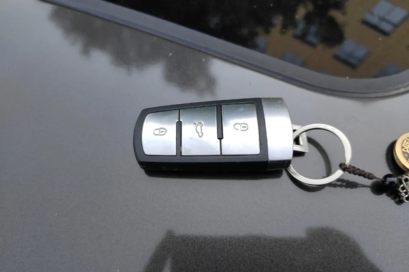 2013 Volkswagen Magotan 1.8T 160HP L4 7DCT,autocango,china used car exporter,china ev exporter,chinese used car exporter,chinese used ev exporter