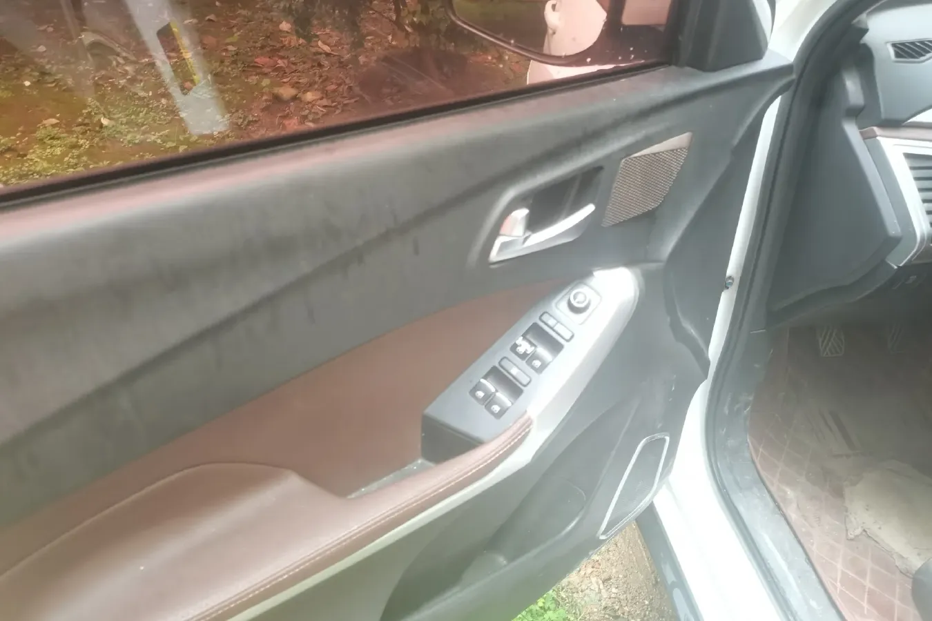 2017 BiSu T3 1.3T 133HP L4 5MT,autocango,china used car exporter,china ev exporter,chinese used car exporter,chinese used ev exporter