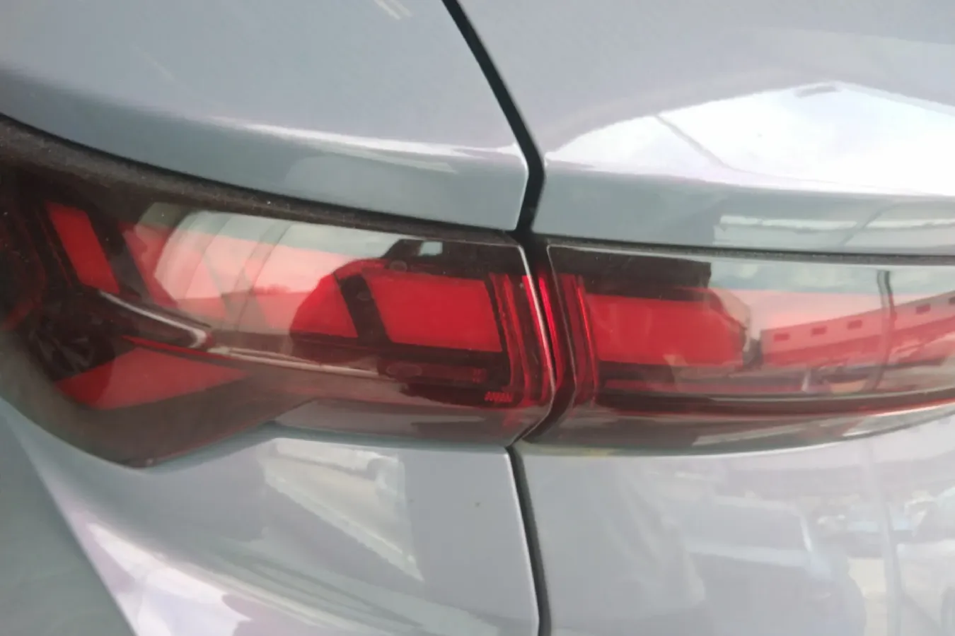 2022 Geely Coolray 1.5T 181HP L4 7DCT,autocango,china used car exporter,china ev exporter,chinese used car exporter,chinese used ev exporter