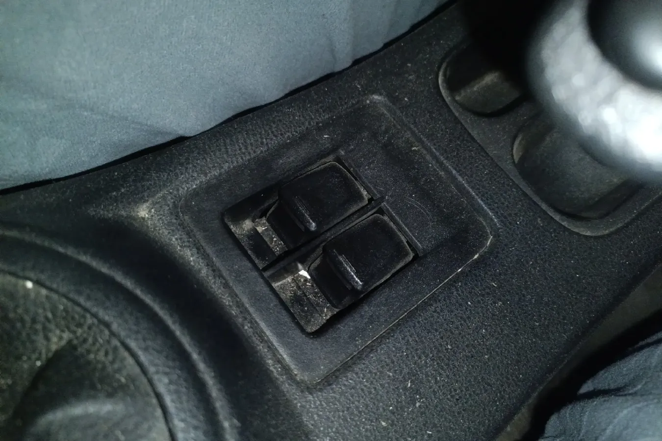 2014 Venucia R30 1.2L 73HP L3 5MT,autocango,china used car exporter,china ev exporter,chinese used car exporter,chinese used ev exporter