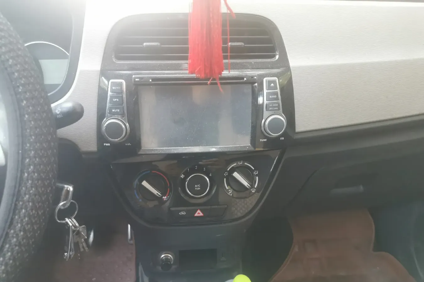 2013 ChangAn Oshan Eulove 1.2L 90HP L4 5MT,autocango,china used car exporter,china ev exporter,chinese used car exporter,chinese used ev exporter