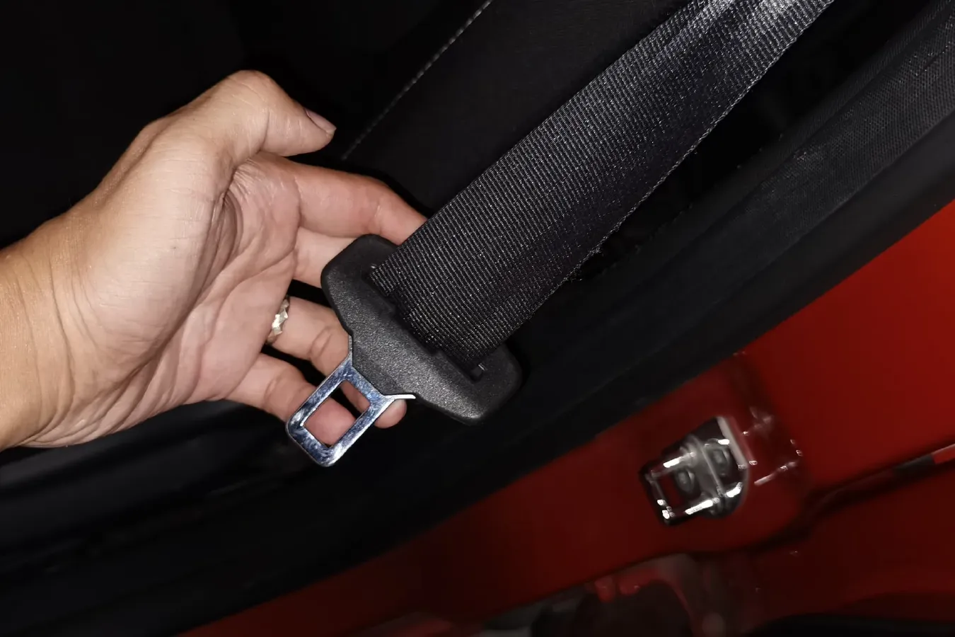 2015 Renault  Captur 1.2T 116HP L4 6DCT,autocango,china used car exporter,china ev exporter,chinese used car exporter,chinese used ev exporter