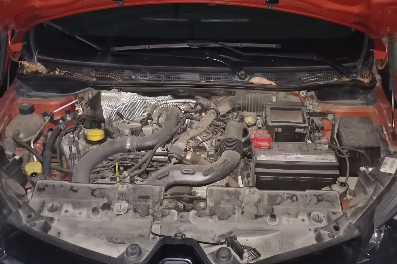 2015 Renault  Captur 1.2T 116HP L4 6DCT,autocango,china used car exporter,china ev exporter,chinese used car exporter,chinese used ev exporter