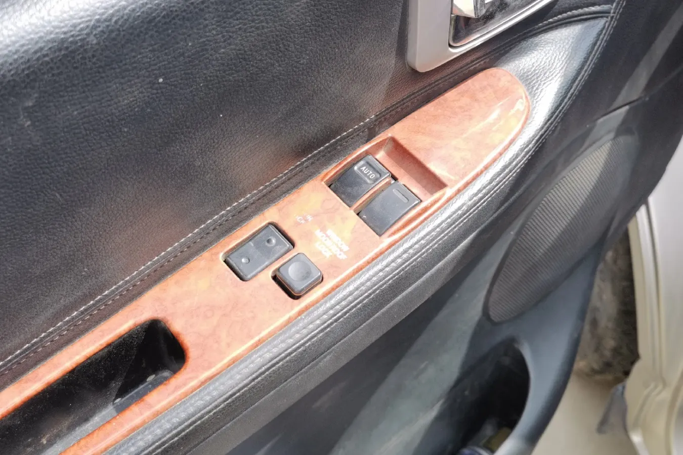 2016 JinBei Grace 2.0L 106HP L4 5MT,autocango,china used car exporter,china ev exporter,chinese used car exporter,chinese used ev exporter