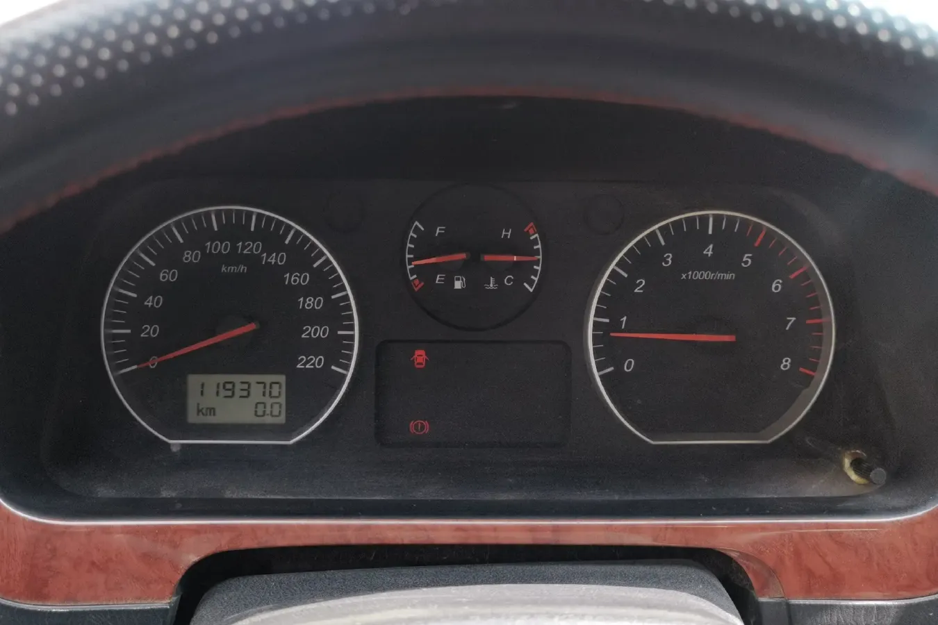 2016 JinBei Grace 2.0L 106HP L4 5MT,autocango,china used car exporter,china ev exporter,chinese used car exporter,chinese used ev exporter