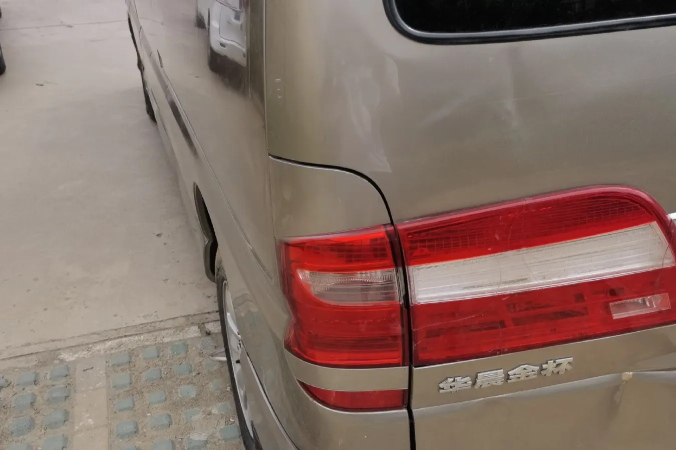 2016 JinBei Grace 2.0L 106HP L4 5MT,autocango,china used car exporter,china ev exporter,chinese used car exporter,chinese used ev exporter