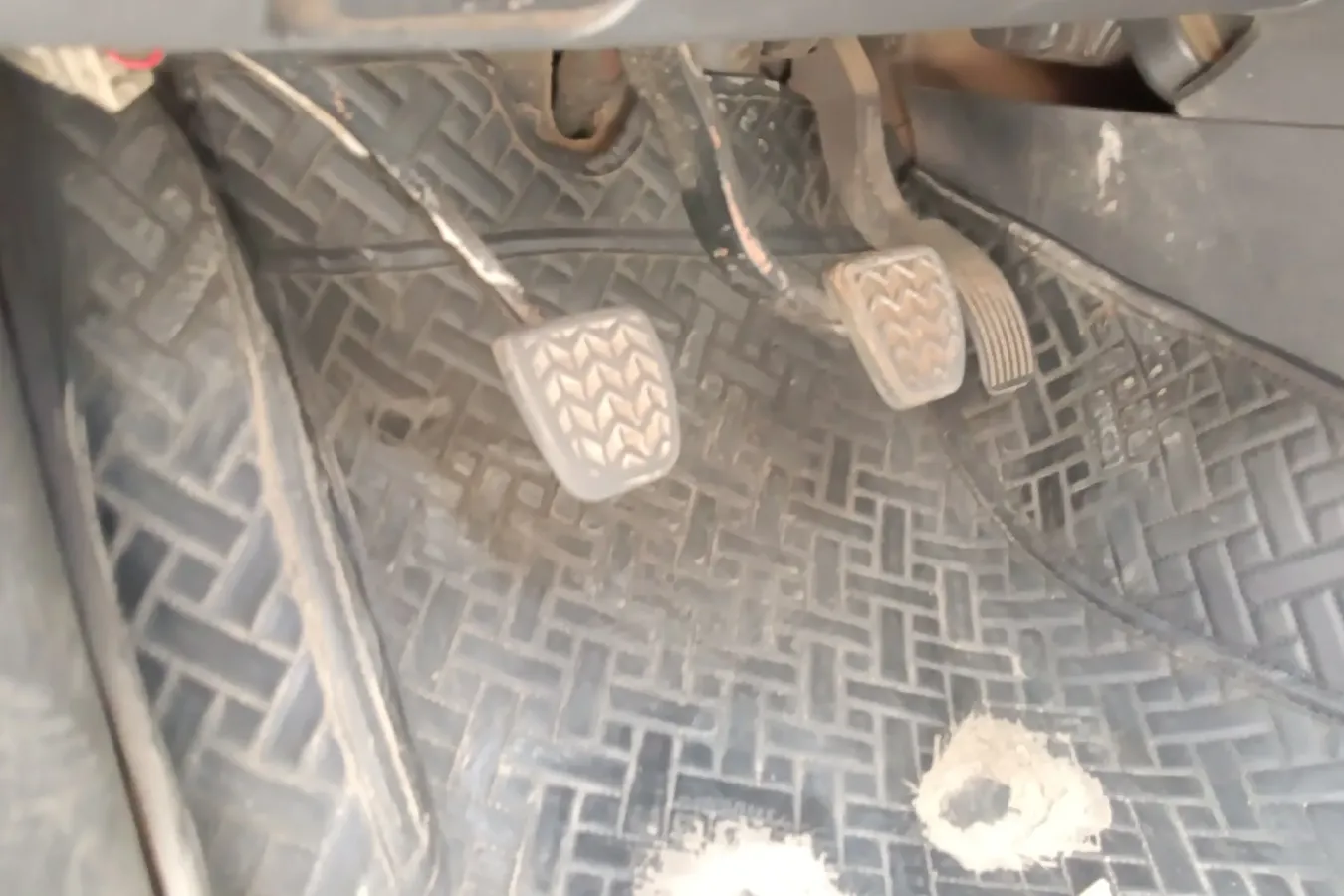 2018 JMC YuHu 5 2.4T 140HP L4 5MT,autocango,china used car exporter,china ev exporter,chinese used car exporter,chinese used ev exporter