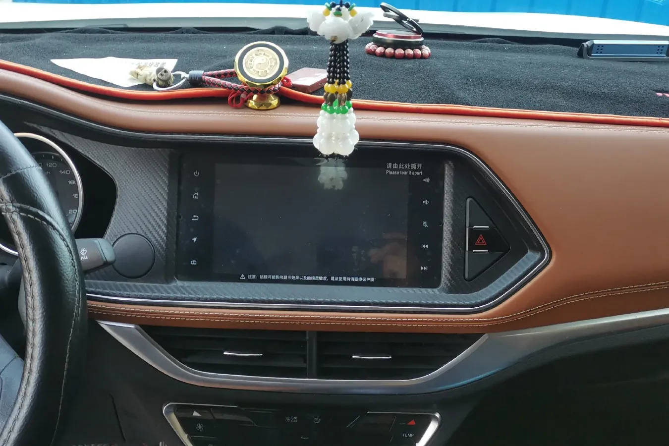 2019 Zotye T300 1.5L 112HP L4 5MT,autocango,china used car exporter,china ev exporter,chinese used car exporter,chinese used ev exporter