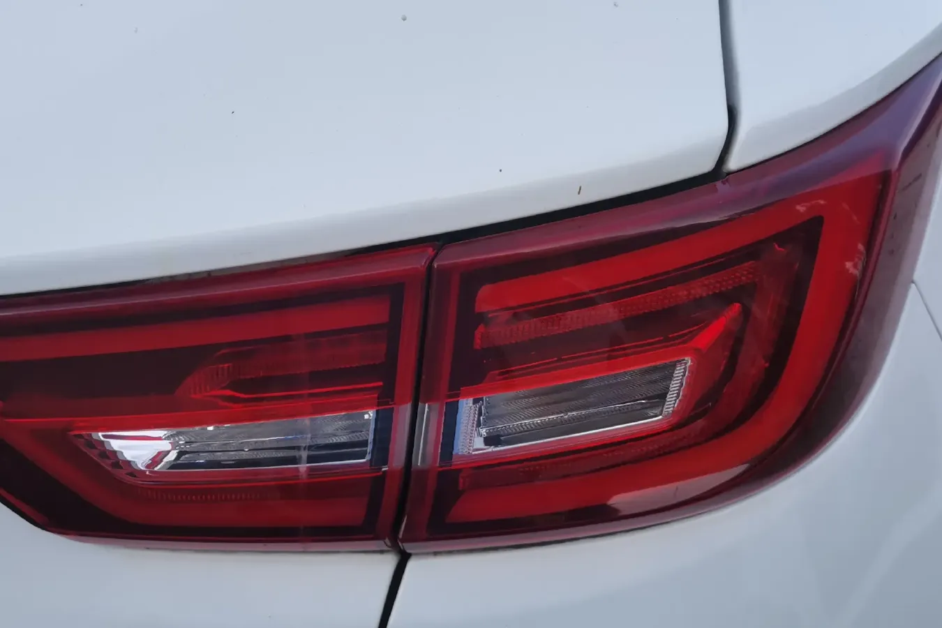 2019 Zotye T300 1.5L 112HP L4 5MT,autocango,china used car exporter,china ev exporter,chinese used car exporter,chinese used ev exporter