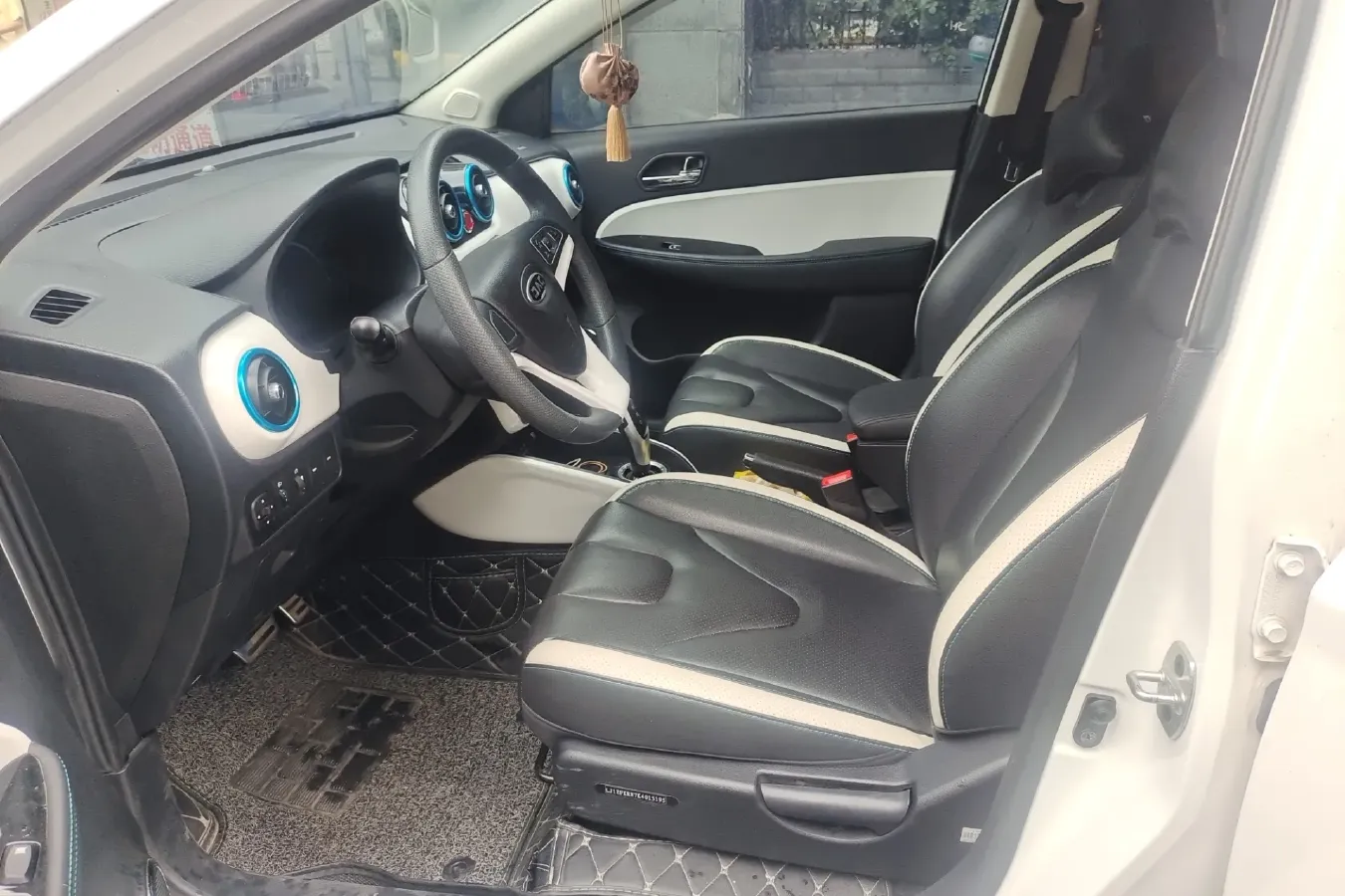 2019 JAC iEV7 BEV 35.2KWH,autocango,china used car exporter,china ev exporter,chinese used car exporter,chinese used ev exporter