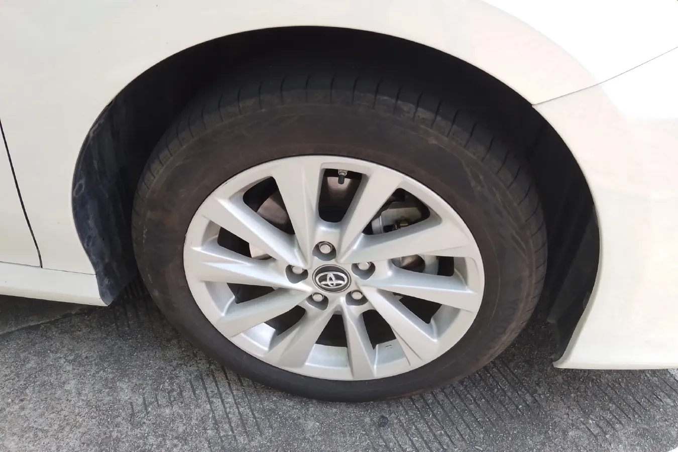 2021 Toyota Camry 2.5L 178HP L4 E-CVT Hybrid,autocango,china used car exporter,china ev exporter,chinese used car exporter,chinese used ev exporter