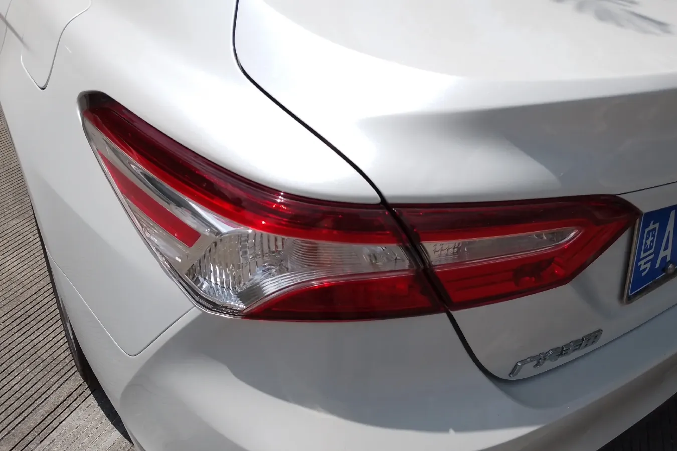 2021 Toyota Camry 2.5L 178HP L4 E-CVT Hybrid,autocango,china used car exporter,china ev exporter,chinese used car exporter,chinese used ev exporter