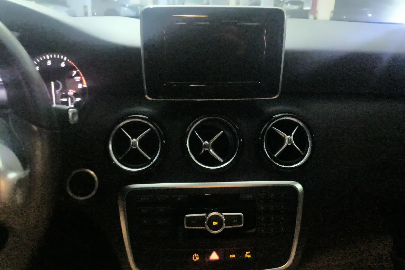 2013 Mercedes-Benz A Class 1.6T 122HP L4 7DCT,autocango,china used car exporter,china ev exporter,chinese used car exporter,chinese used ev exporter