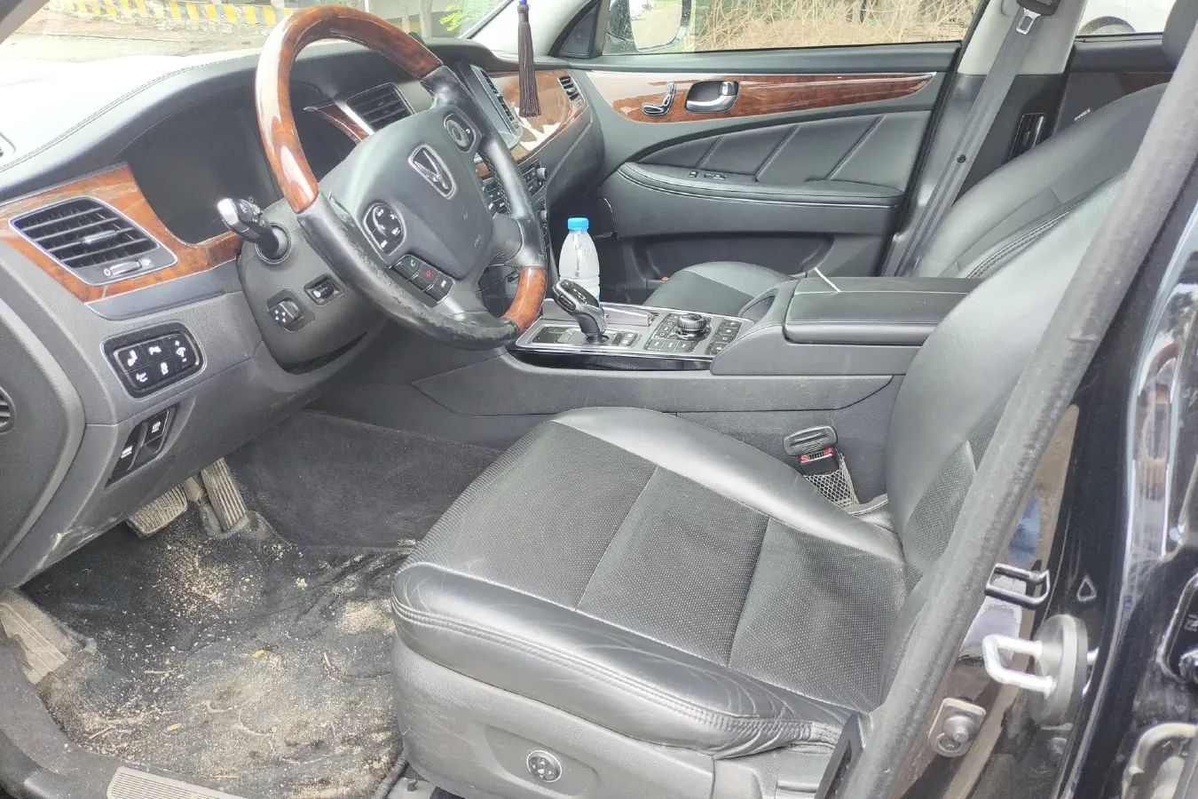 2014 Hyundai Equus 3.8L 335HP V6 8AT,autocango,china used car exporter,china ev exporter,chinese used car exporter,chinese used ev exporter