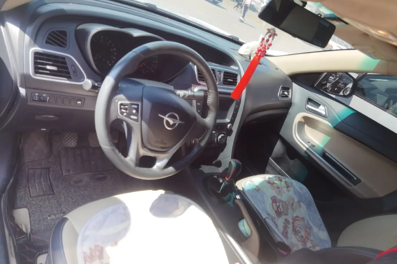 2014 HaiMa Family 1.6L 125HP L4 6MT,autocango,china used car exporter,china ev exporter,chinese used car exporter,chinese used ev exporter