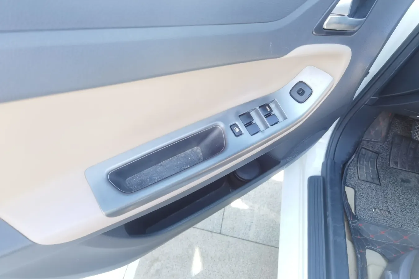 2014 HaiMa Family 1.6L 125HP L4 6MT,autocango,china used car exporter,china ev exporter,chinese used car exporter,chinese used ev exporter