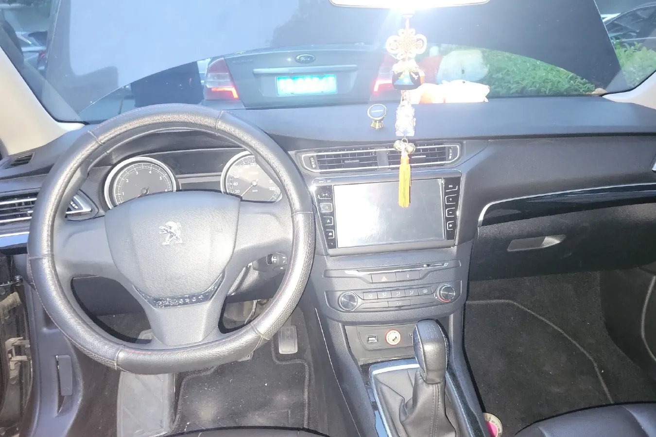 2014 Peugeot 408 1.8L 139HP L4 5MT,autocango,china used car exporter,china ev exporter,chinese used car exporter,chinese used ev exporter