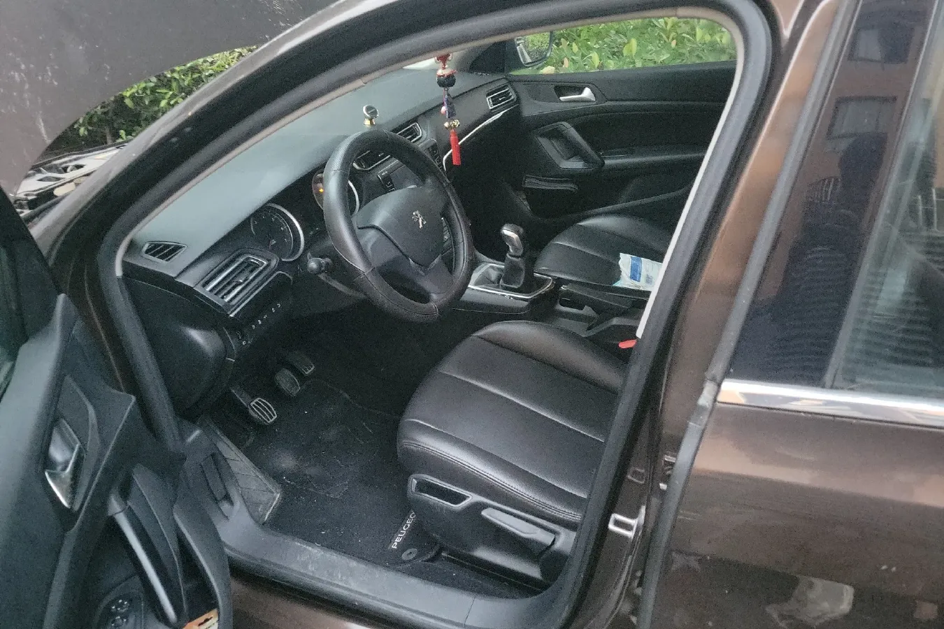 2014 Peugeot 408 1.8L 139HP L4 5MT,autocango,china used car exporter,china ev exporter,chinese used car exporter,chinese used ev exporter