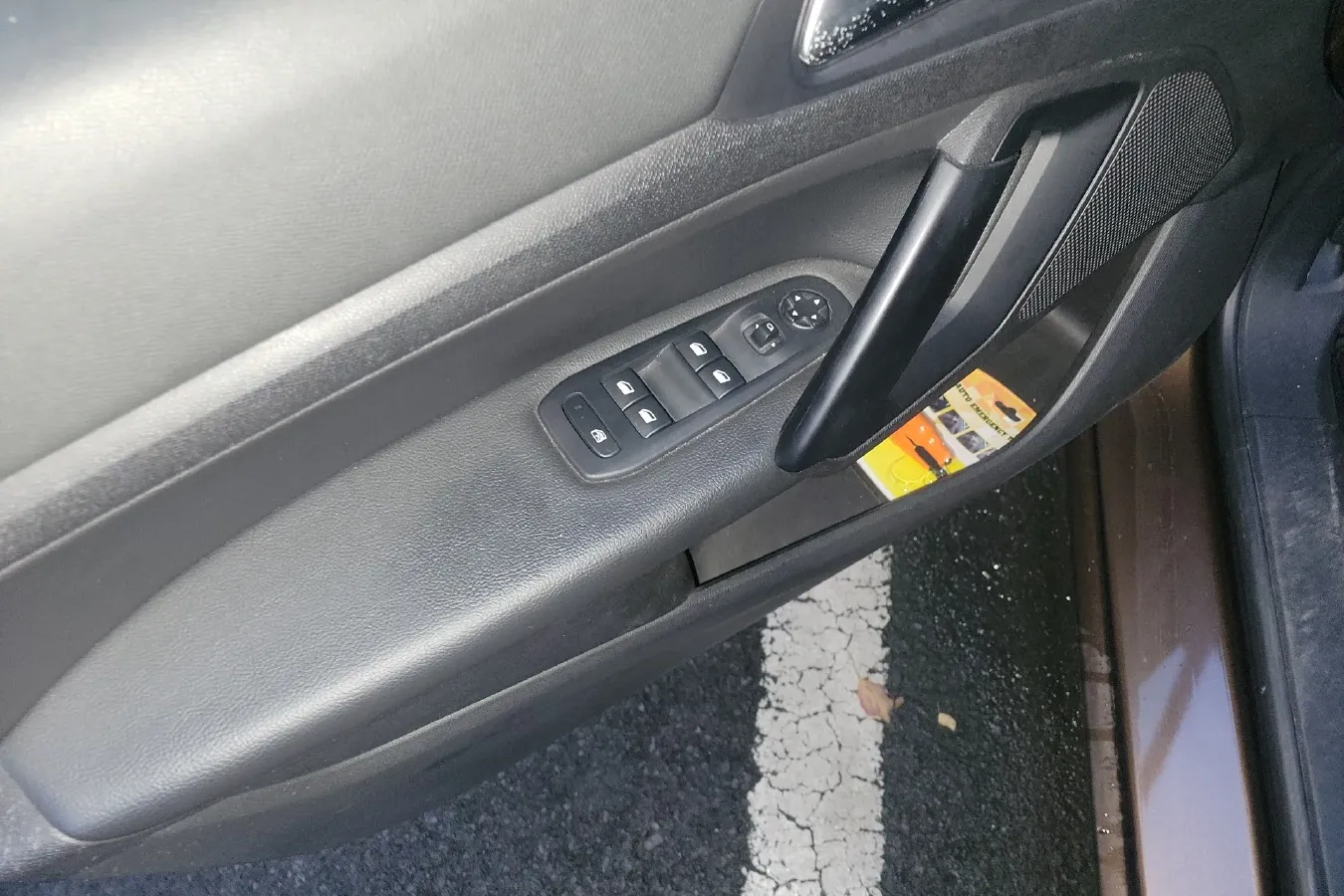 2014 Peugeot 408 1.8L 139HP L4 5MT,autocango,china used car exporter,china ev exporter,chinese used car exporter,chinese used ev exporter