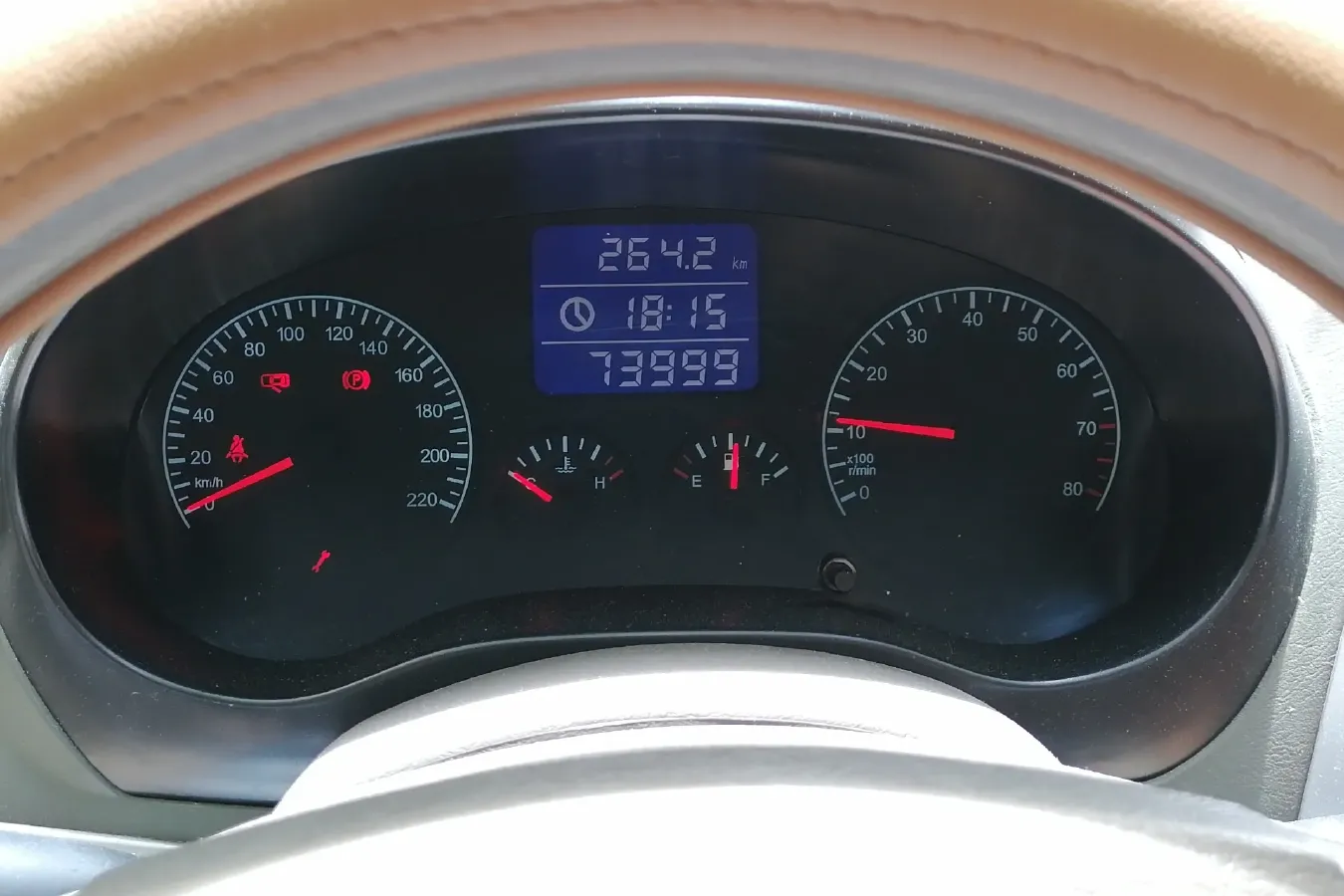 2012 Chery Tiggo 1.6L 119HP L4 5MT,autocango,china used car exporter,china ev exporter,chinese used car exporter,chinese used ev exporter