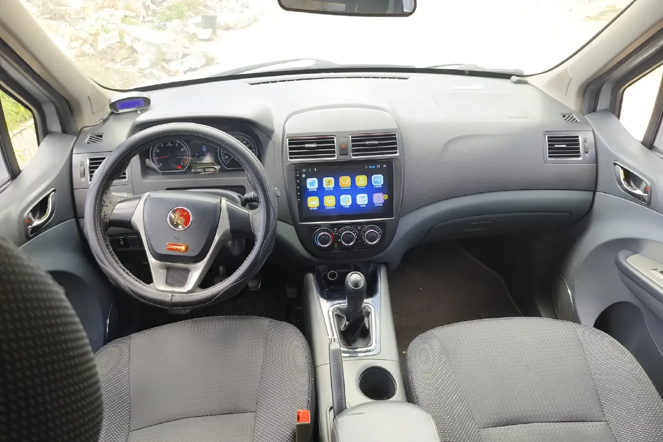 2014 DongFeng Forthing Joyear X3 1.5L 120HP L4 5MT,autocango,china used car exporter,china ev exporter,chinese used car exporter,chinese used ev exporter