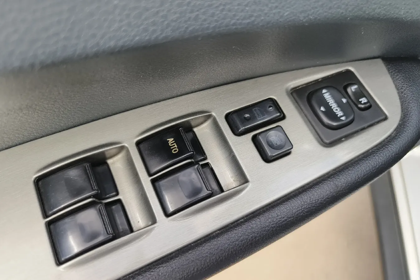 2014 DongFeng Forthing Joyear X3 1.5L 120HP L4 5MT,autocango,china used car exporter,china ev exporter,chinese used car exporter,chinese used ev exporter