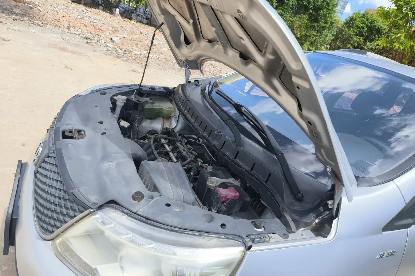 2014 DongFeng Forthing Joyear X3 1.5L 120HP L4 5MT,autocango,china used car exporter,china ev exporter,chinese used car exporter,chinese used ev exporter