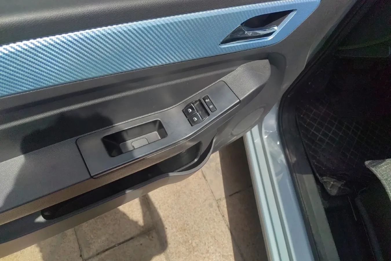 2021 HuaChenXinRi i03 BEV 38.54KWH,autocango,china used car exporter,china ev exporter,chinese used car exporter,chinese used ev exporter