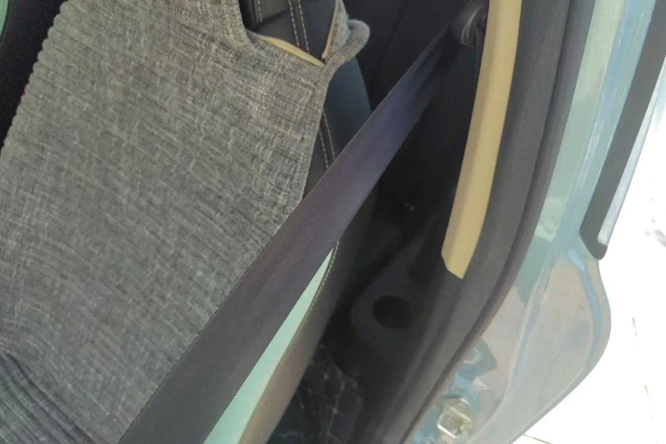 2021 HuaChenXinRi i03 BEV 38.54KWH,autocango,china used car exporter,china ev exporter,chinese used car exporter,chinese used ev exporter