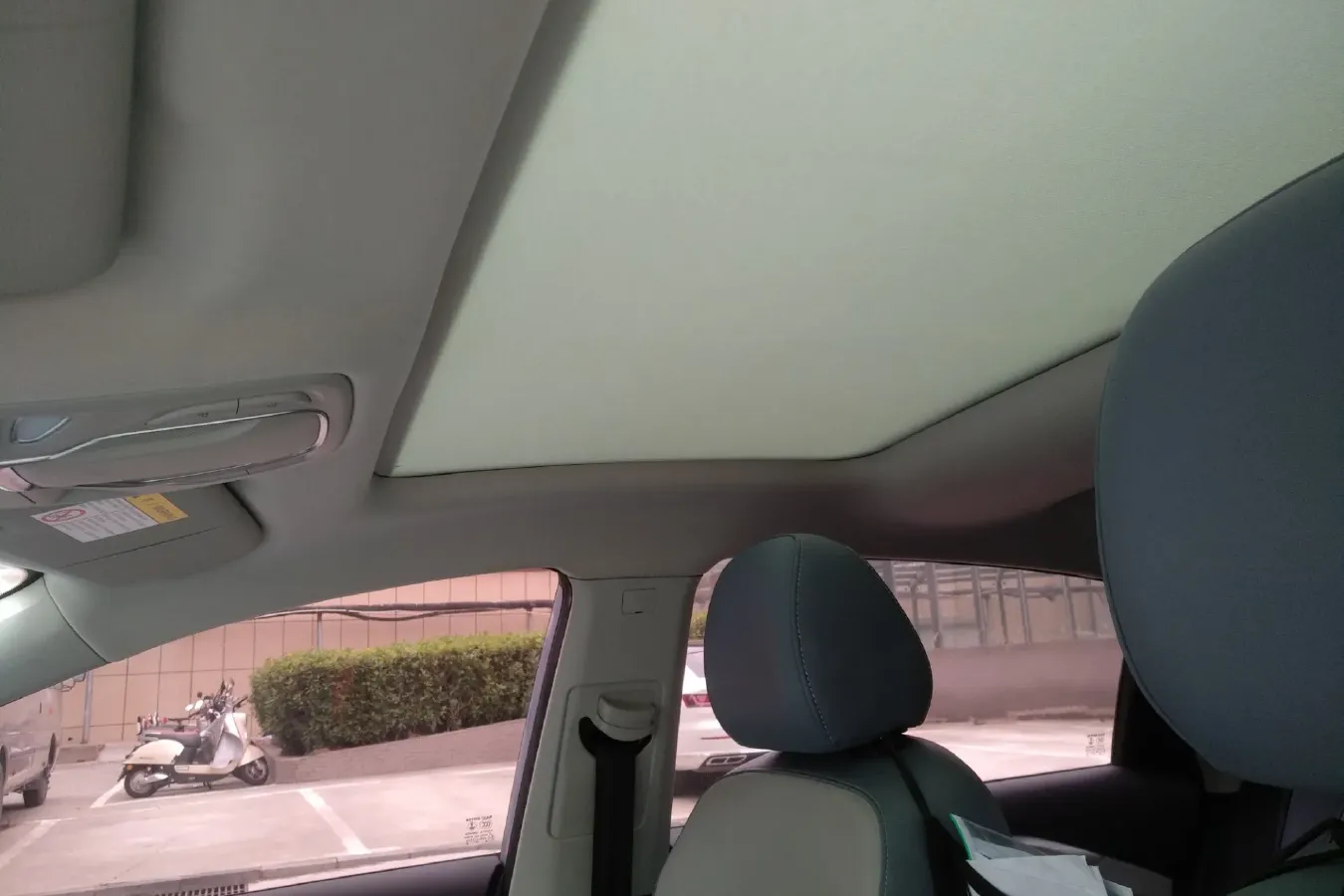 2020 Rising Auto ER6 BEV 69.9KWH,autocango,china used car exporter,china ev exporter,chinese used car exporter,chinese used ev exporter