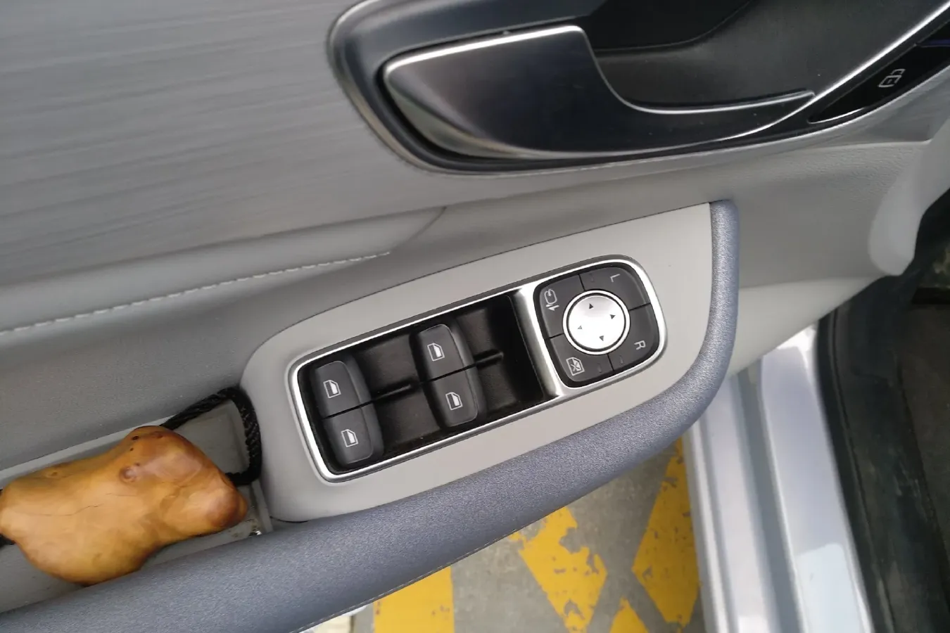 2020 Rising Auto ER6 BEV 69.9KWH,autocango,china used car exporter,china ev exporter,chinese used car exporter,chinese used ev exporter