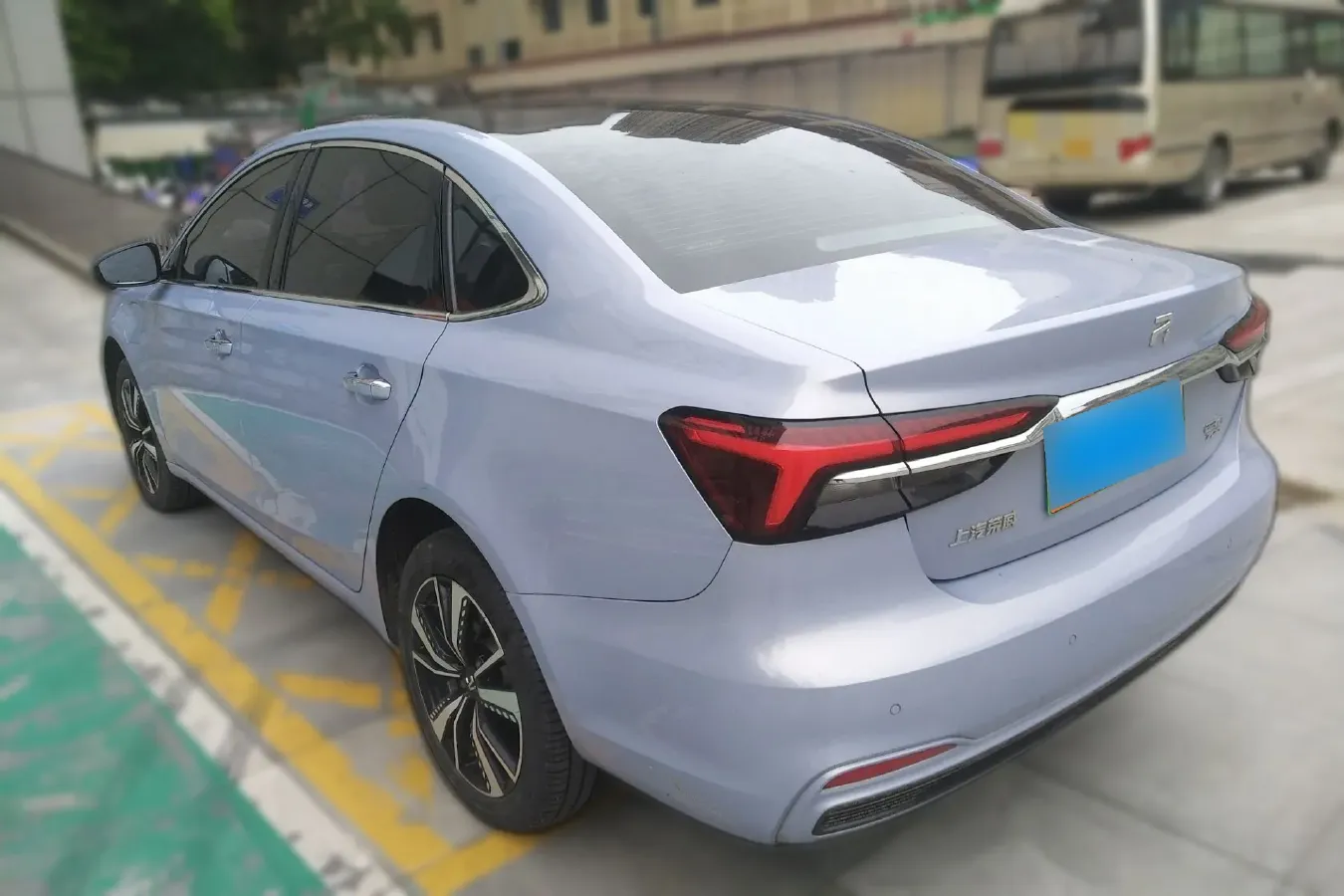 2020 Rising Auto ER6 BEV 69.9KWH,autocango,china used car exporter,china ev exporter,chinese used car exporter,chinese used ev exporter