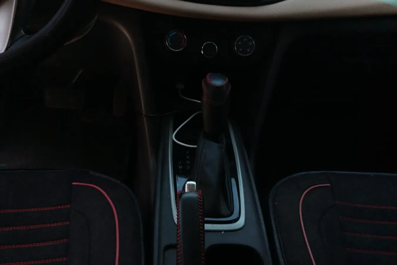 2020 Chevrolet Monza 1.5L 113HP L4 6AT,autocango,china used car exporter,china ev exporter,chinese used car exporter,chinese used ev exporter