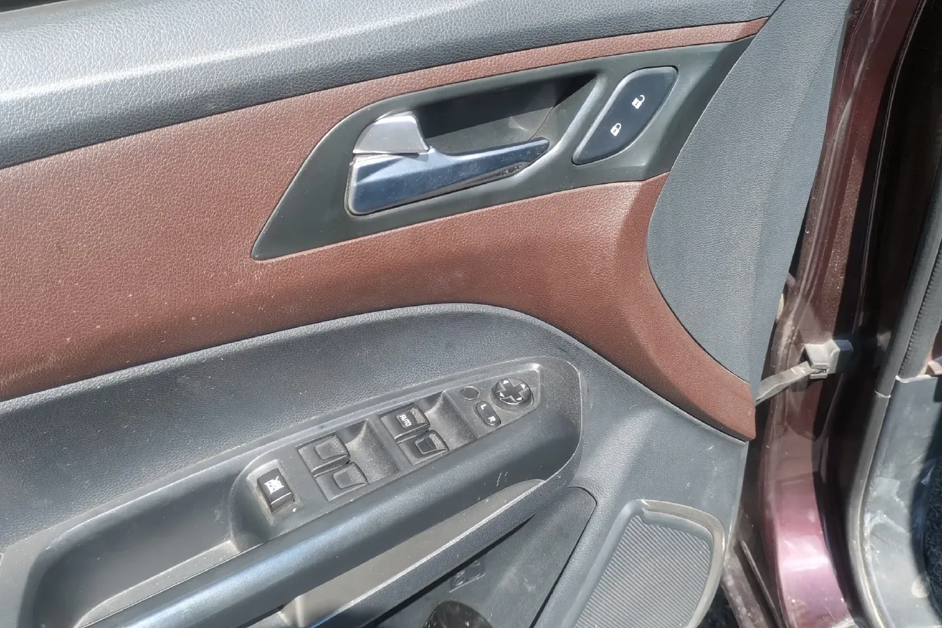 2016 HaiMa V70 1.5T 156HP L4 6AT,autocango,china used car exporter,china ev exporter,chinese used car exporter,chinese used ev exporter