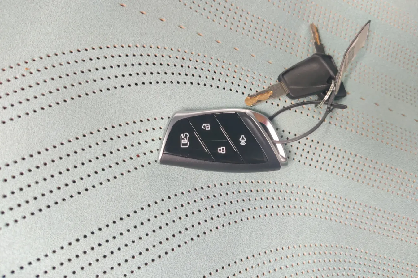 2022 MAXUS T90 RV 2.0T 218HP L4 8AT,autocango,china used car exporter,china ev exporter,chinese used car exporter,chinese used ev exporter