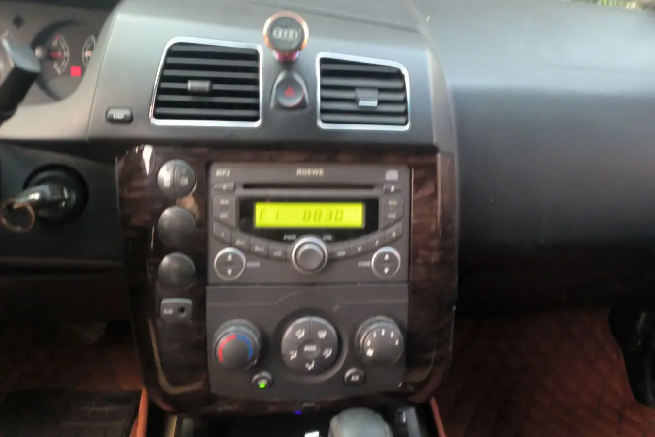 2011 Roewe W5 1.8T 160HP L4 6AT,autocango,china used car exporter,china ev exporter,chinese used car exporter,chinese used ev exporter