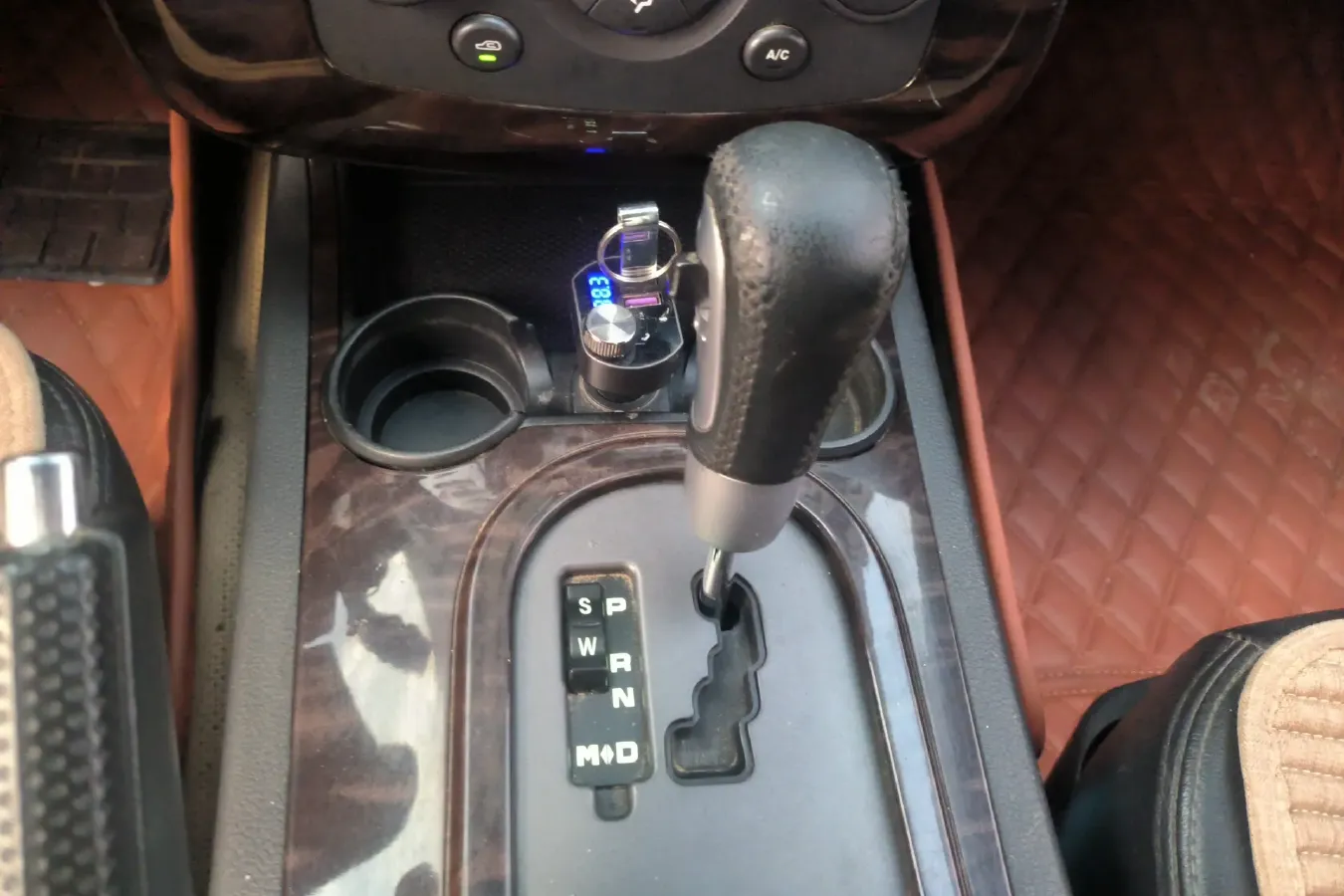 2011 Roewe W5 1.8T 160HP L4 6AT,autocango,china used car exporter,china ev exporter,chinese used car exporter,chinese used ev exporter