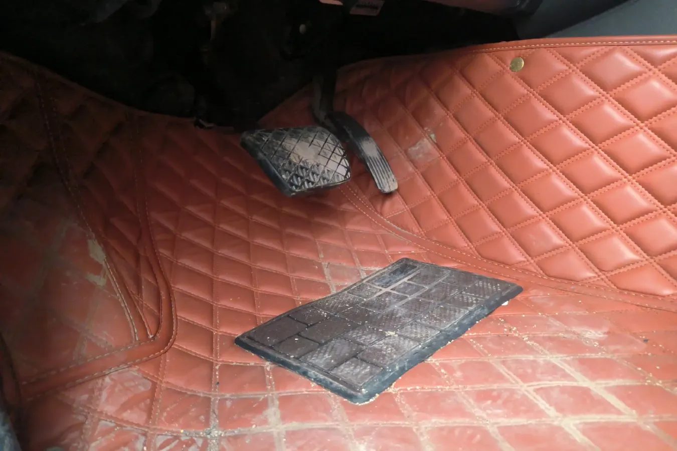 2011 Roewe W5 1.8T 160HP L4 6AT,autocango,china used car exporter,china ev exporter,chinese used car exporter,chinese used ev exporter