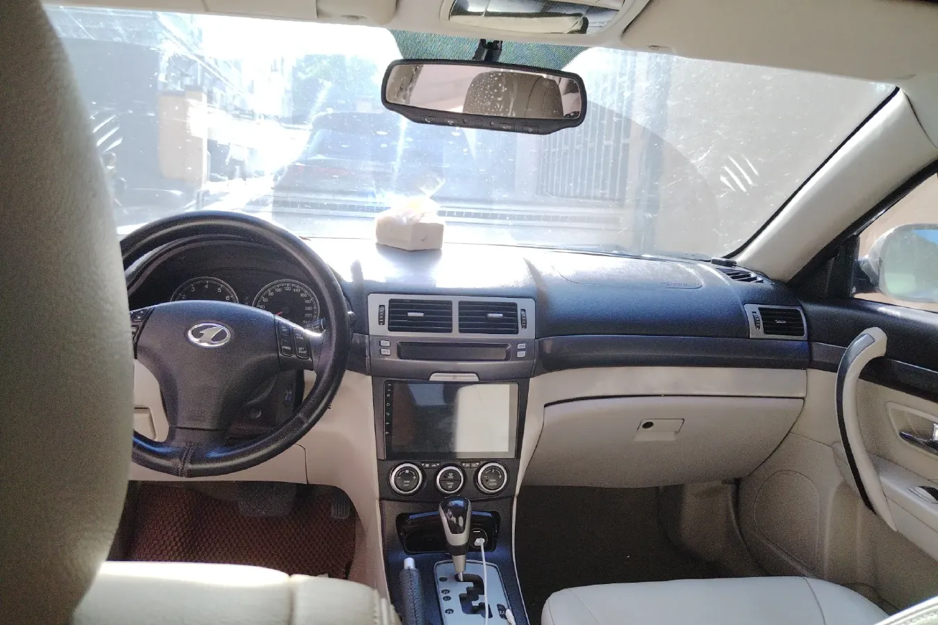 2010 Bestune B70 2.0L 146HP L4 5AT,autocango,china used car exporter,china ev exporter,chinese used car exporter,chinese used ev exporter