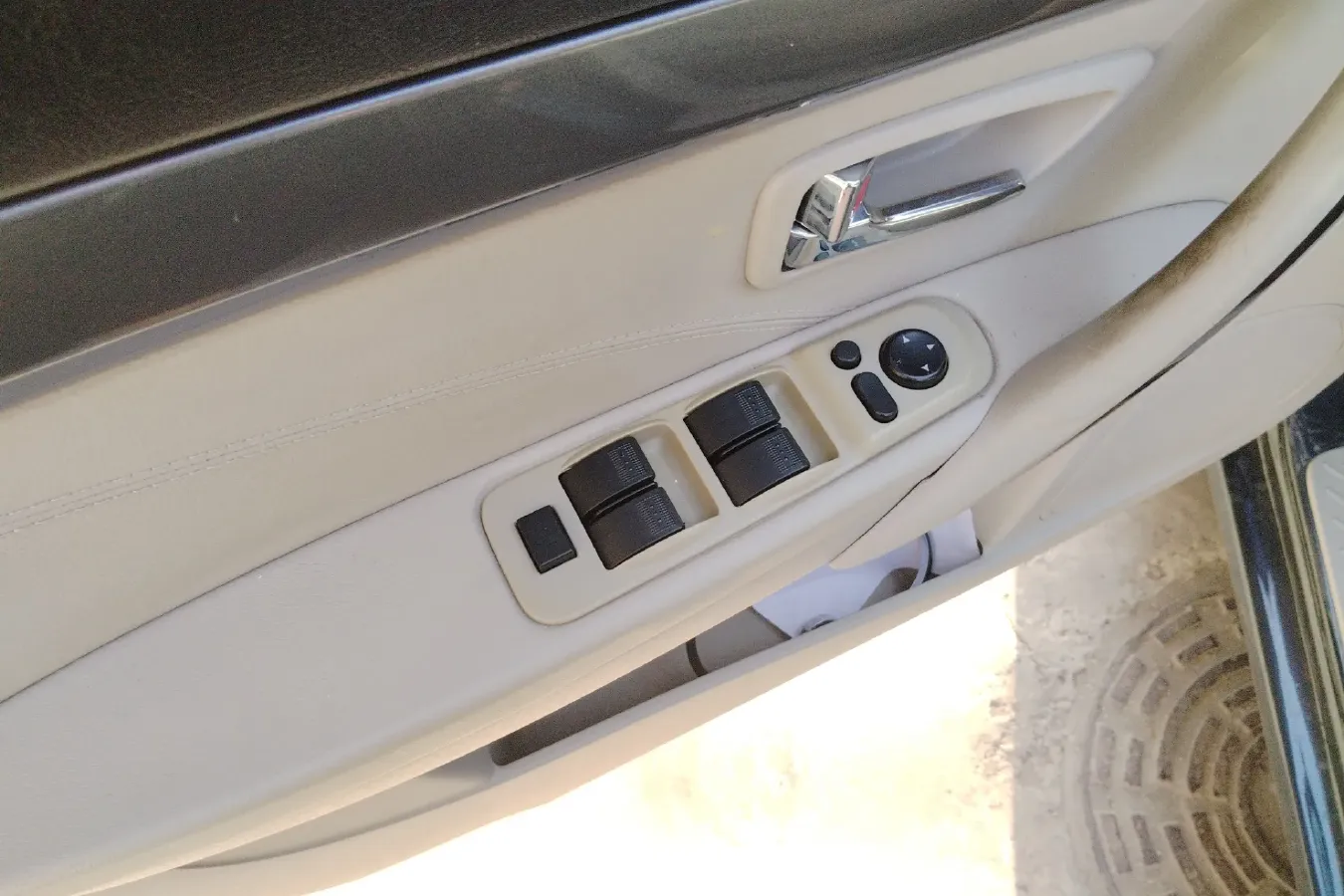 2010 Bestune B70 2.0L 146HP L4 5AT,autocango,china used car exporter,china ev exporter,chinese used car exporter,chinese used ev exporter