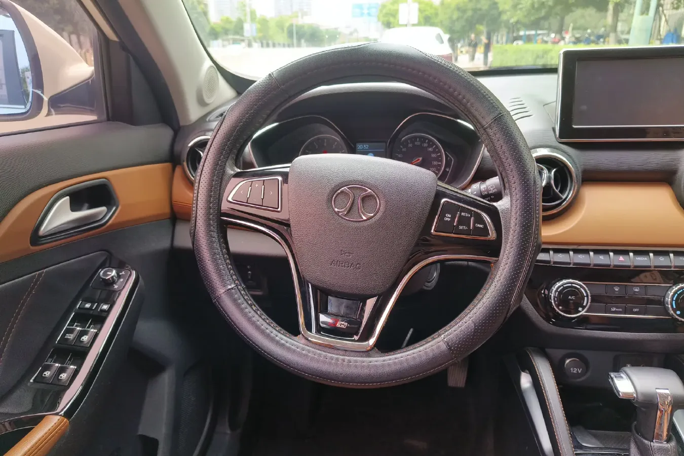 2016 BeiJing Auto Senova X35 1.5L 116HP L4 4AT,autocango,china used car exporter,china ev exporter,chinese used car exporter,chinese used ev exporter