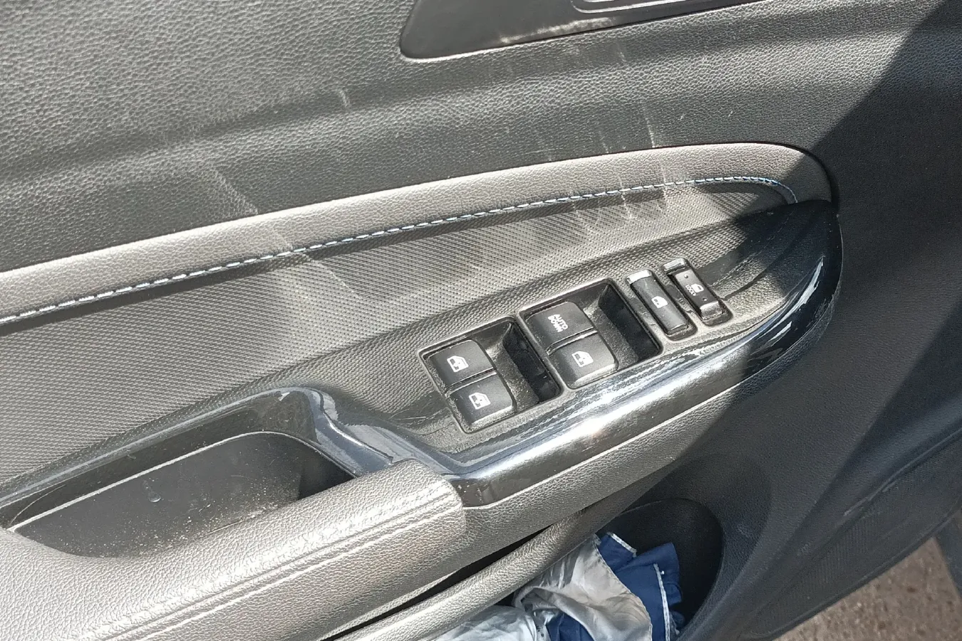 2018 ChangAn CS15 EV BEV 42.92KWH,autocango,china used car exporter,china ev exporter,chinese used car exporter,chinese used ev exporter