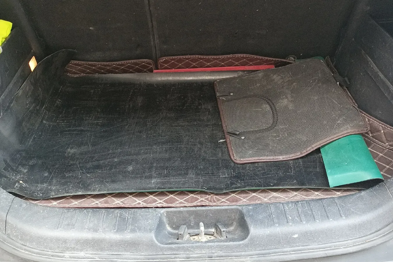 2018 ChangAn CS15 EV BEV 42.92KWH,autocango,china used car exporter,china ev exporter,chinese used car exporter,chinese used ev exporter