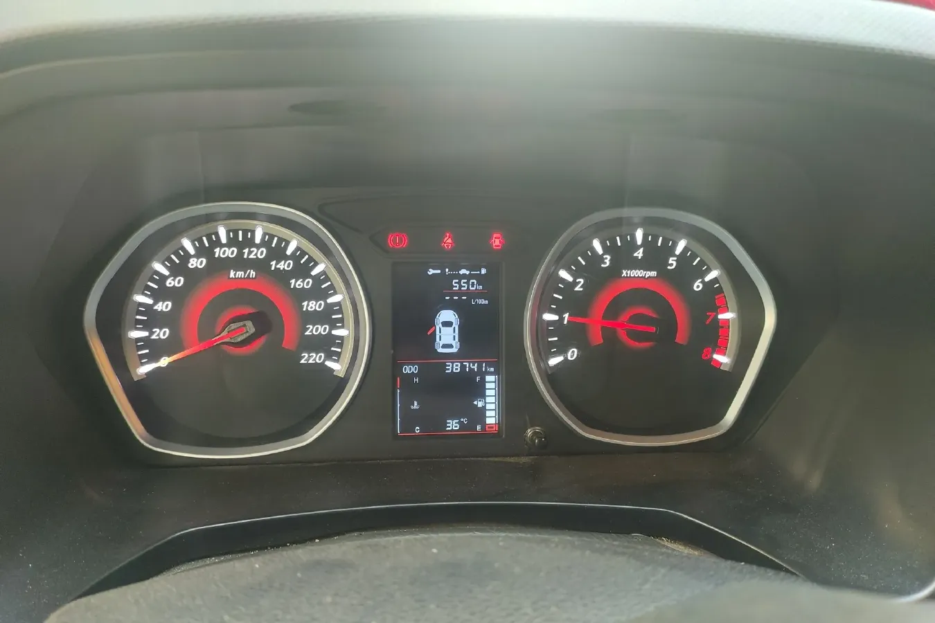 2018 Soueast DX3 1.5L 120HP L4 5MT,autocango,china used car exporter,china ev exporter,chinese used car exporter,chinese used ev exporter