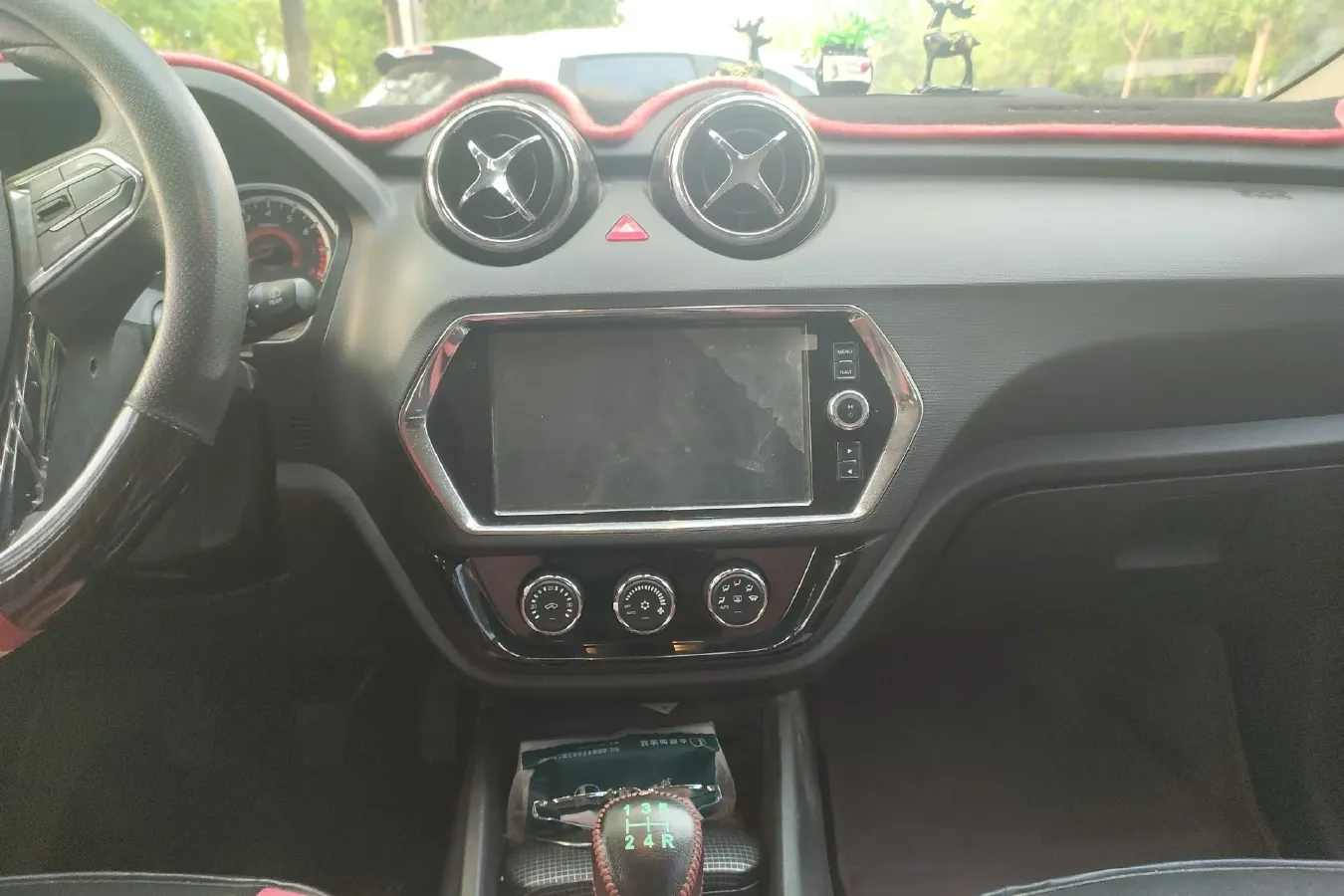 2018 Soueast DX3 1.5L 120HP L4 5MT,autocango,china used car exporter,china ev exporter,chinese used car exporter,chinese used ev exporter