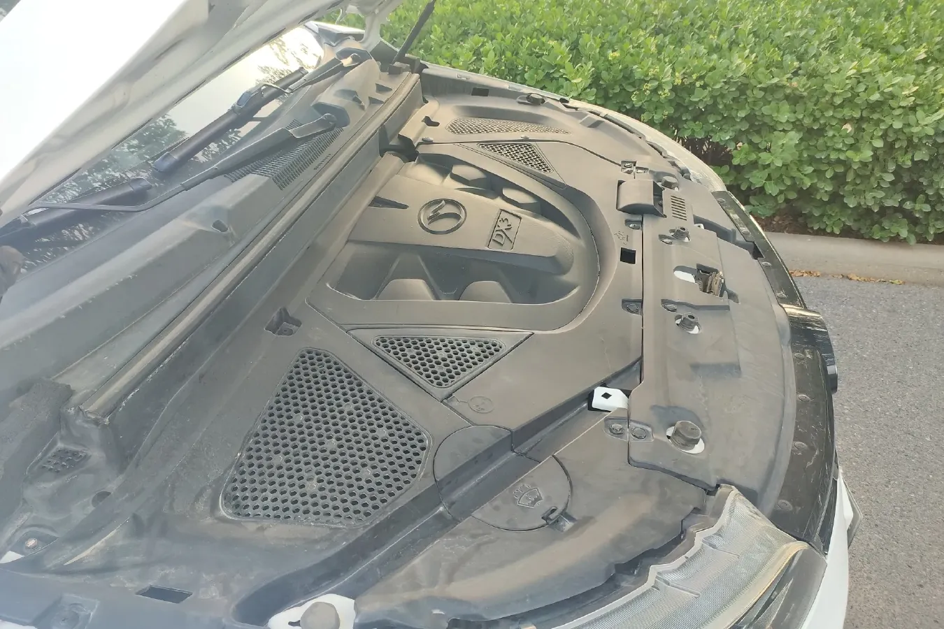 2018 Soueast DX3 1.5L 120HP L4 5MT,autocango,china used car exporter,china ev exporter,chinese used car exporter,chinese used ev exporter