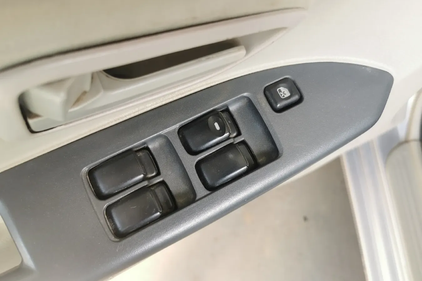 2012 Soueast V3 1.5L 120HP L4 5MT,autocango,china used car exporter,china ev exporter,chinese used car exporter,chinese used ev exporter