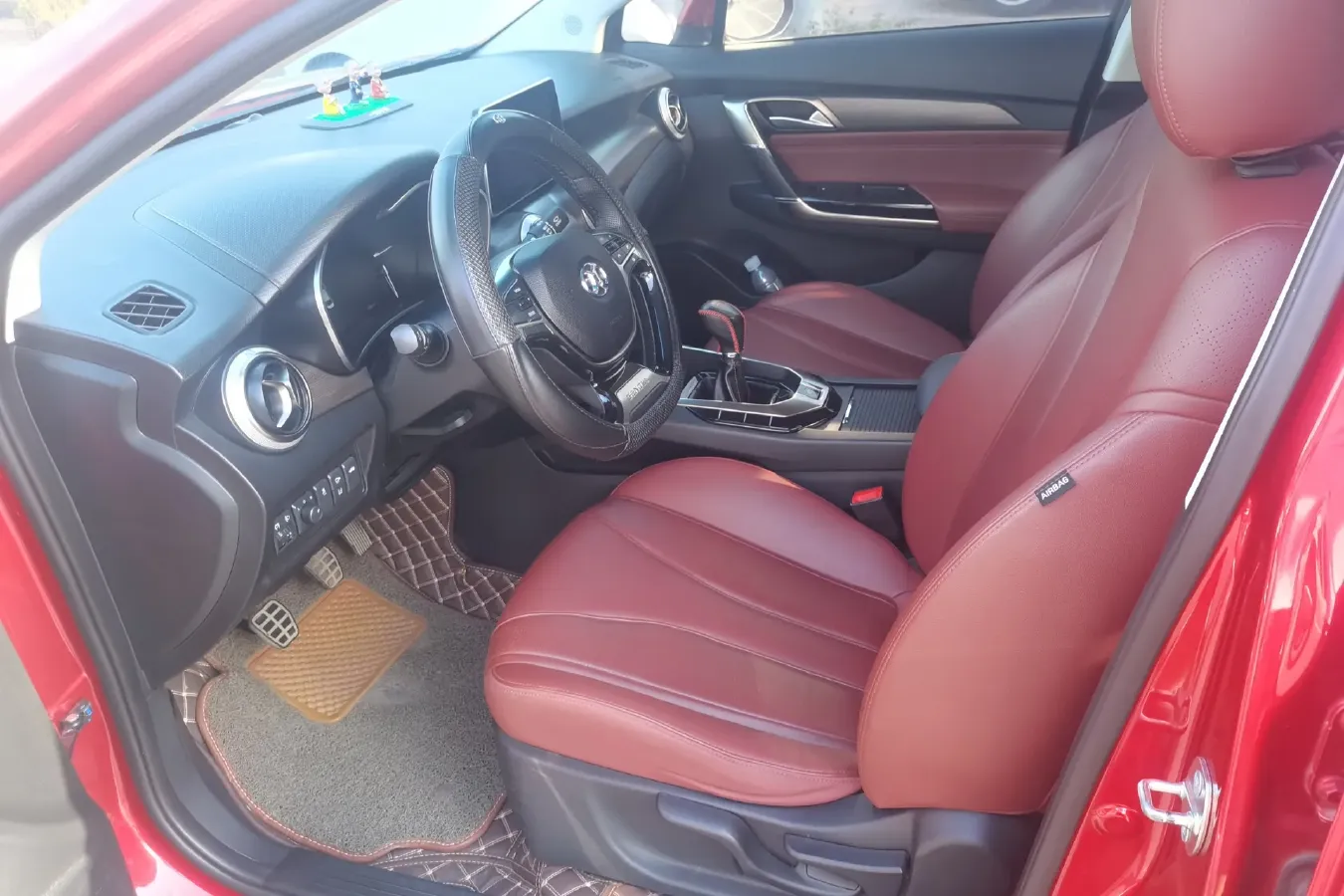 2018 BeiJing Auto Senova D50 1.5L 116HP L4 5MT,autocango,china used car exporter,china ev exporter,chinese used car exporter,chinese used ev exporter